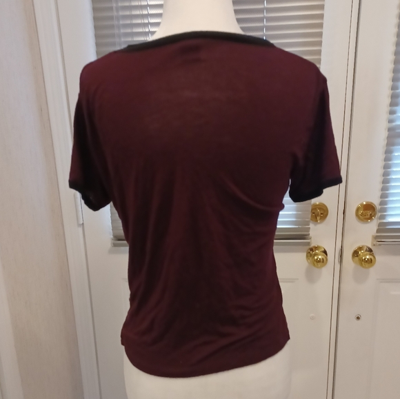 $4 Add-on Burgundy Alien Tee - Size XS - Picture 4 of 7